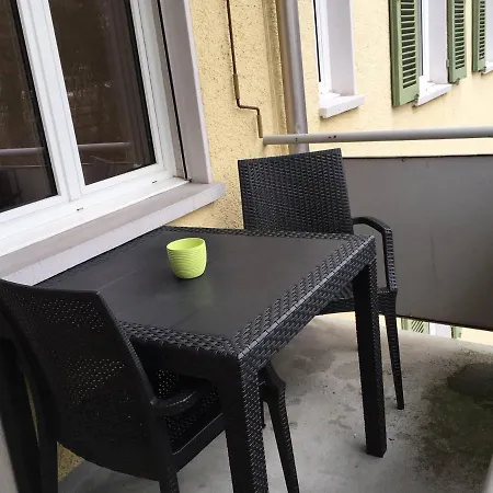 Lejlighed 2 With Balcony, Central, Quiet Location *