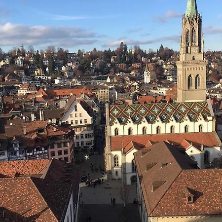 2 Mit Balkon, Zentrale Ruhige Lage St. Gallen