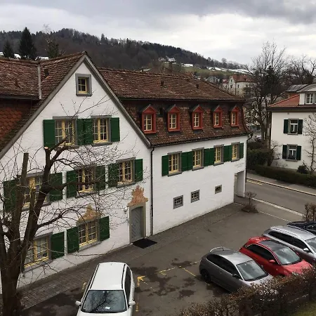 Apartment 2 Mit Balkon, Zentrale Ruhige Lage