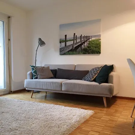 Lejlighed 2 With Balcony, Central, Quiet Location